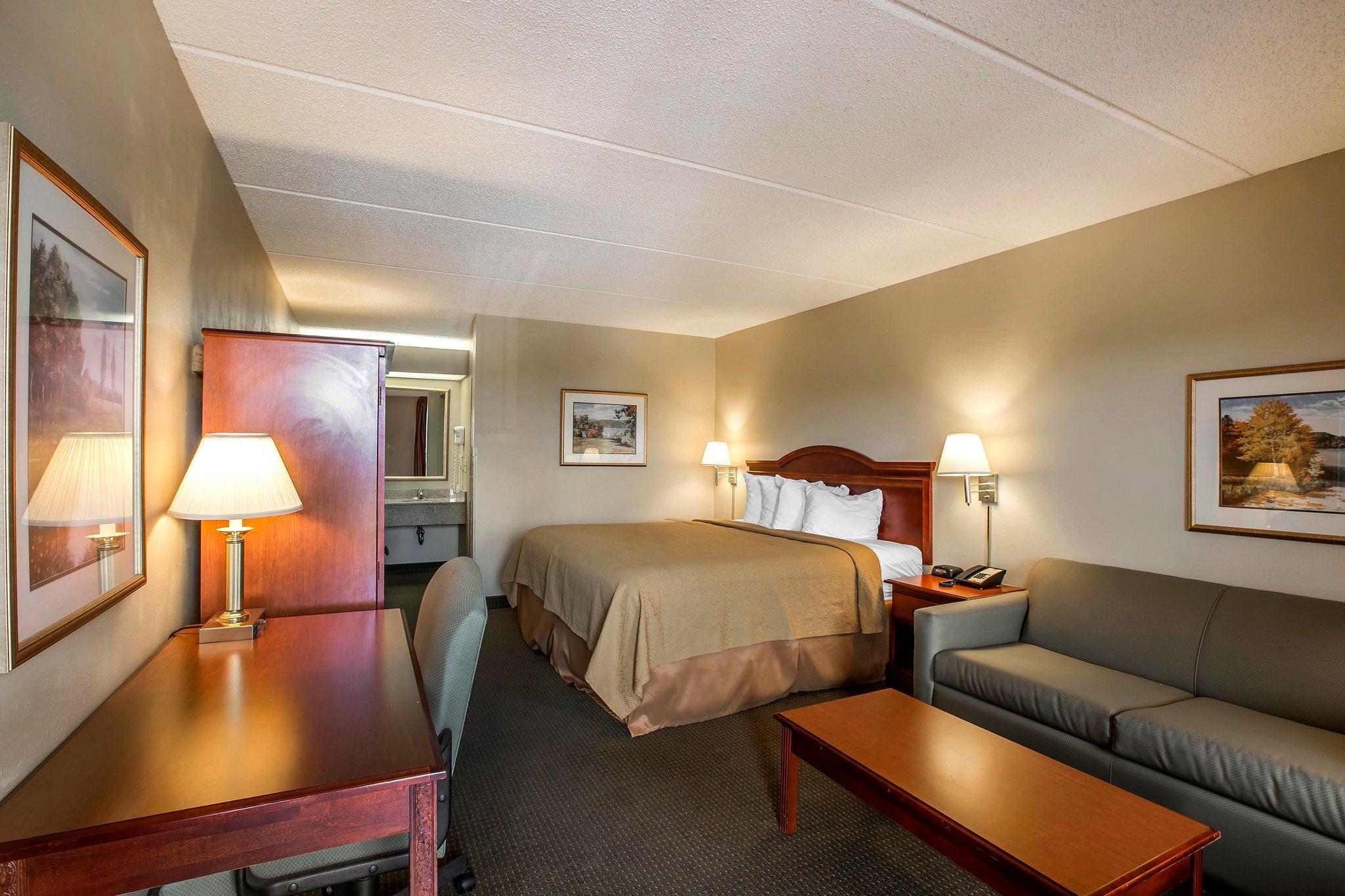 Quality Inn Airport - Southeast Irondale Exterior photo